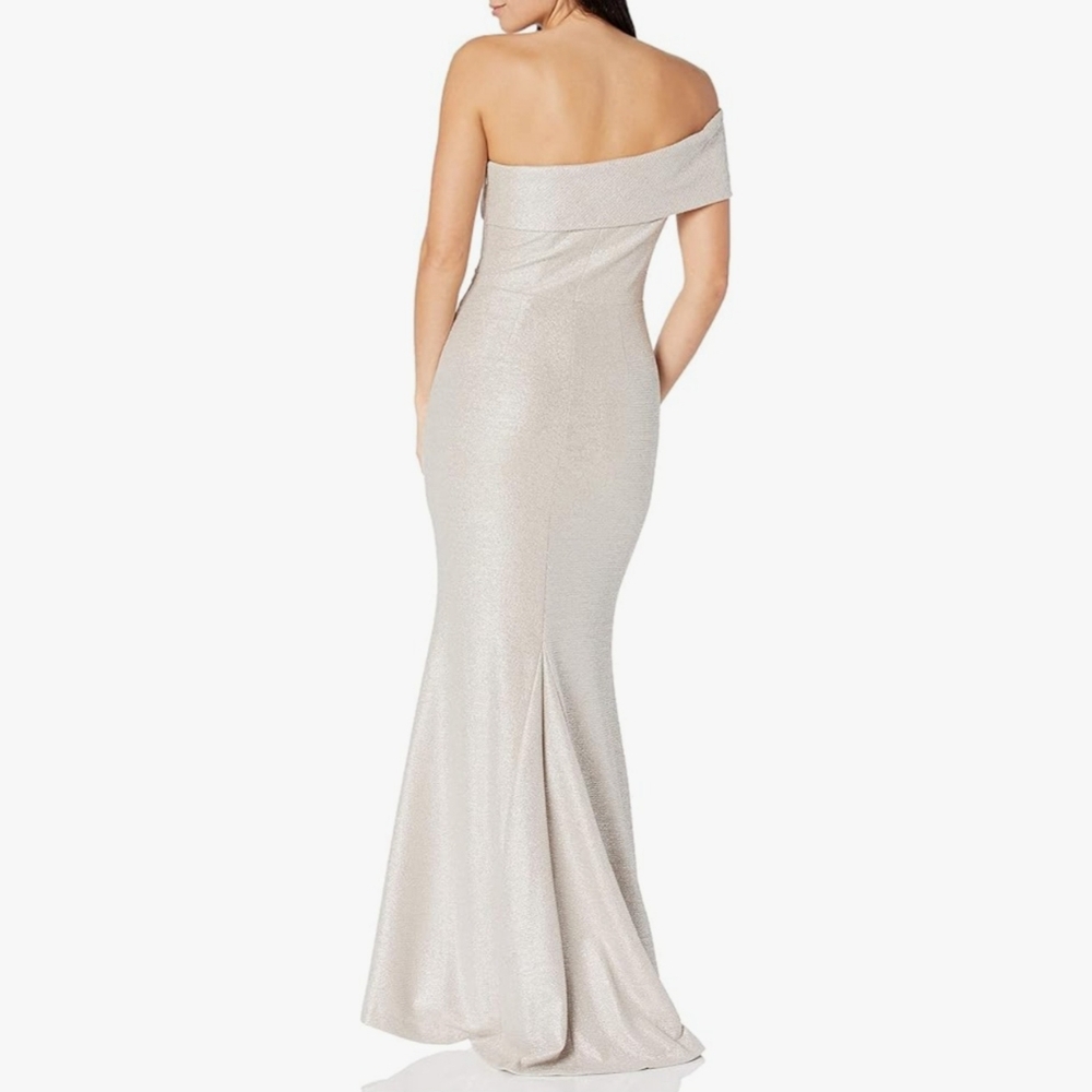 Eliza J Off-the-Shoulder Short Sleeve Side Ruched Foiled Knit Sheath Gown - Picture 3 of 11